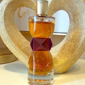 Yves Saint Laurent Manifesto